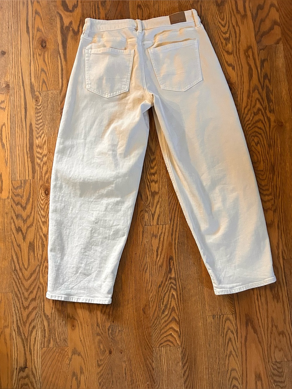 AE Stretch Barrel Jean, ecru denim, size 4 - Picture 2 of 8